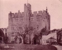 Bothal Castle 1910.JPG