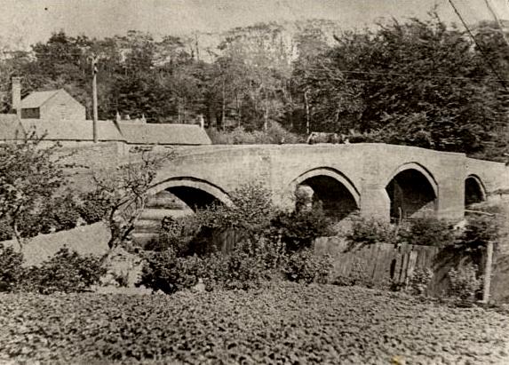 Old Sheepwash Bridge pre 1898.JPG
