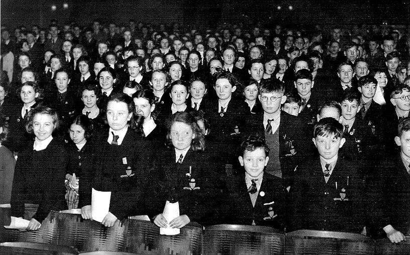 1950 Speech Day Wallaw Cinema.jpg